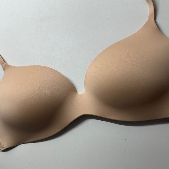 Brand New Uniqlo Wireless Bra - Picture 4 of 4